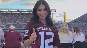 Beaumont's famed albino Burmese python 'Banana' dies