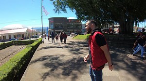 40K views · 1.3K reactions | Vamos a rifar una orden de compra por 30.000 colones  Para participar es muy facil. 1- dale me gusta al video. 2- comparte el video. 3-etiqueta 3 amig@s. ❤️ NUESTRA DIRECCIÓN | Stilo Critique | Facebook