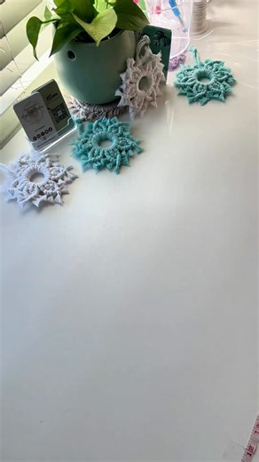 I am thrilled to see so many orders coming in! My snowflakes DIY kits and tree garlands have been shipping out nonstop! • Get crafty with my DIY snowflake ornament kit, which includes all supplies and a QR code to a comprehensive guide. • Happy crafting! My kits are available on Etsy - just click the link in my bio. • • #macrame #diymacrame #diykits #macramechristmas #handmadeornaments #snowflakeornament #craftkits | AngscraftsnCreations Macrame