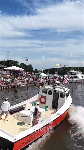 Extreme Boat Docking Reedville, VA
