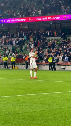 6.9K views · 4.4K reactions | Leading for club and country  Szoboszlai has continued his sparkling form into international football, grabbing an assist as Hungary battled to a 2-2 draw against the Republic of Ireland. They're even leading against Portugal as this post is being uploaded, let's see if our No. 8 can captain his country to another good result! Video via @lendvaigabor #magyarország #futball #worldcup | Mentality Giants | Facebook