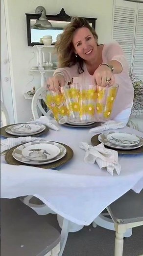 Elegant Easter Tablescape Ideas with Linen Tablecloth ✨