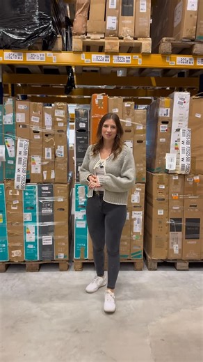 AVIDES Media AG B2B on Instagram: "Eine Riesen Auswahl! TV’s zum Schnäppchen Preis!😊"