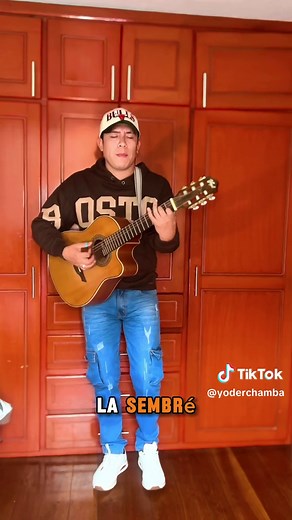 Canciones del recuerdo con Yoder Chamba