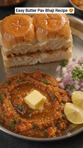 Mumbai Style Pav Bhaji Recipe | Street Style Pav Bhaji at Home | Easy Butter Pav Bhaji Recipe 😍