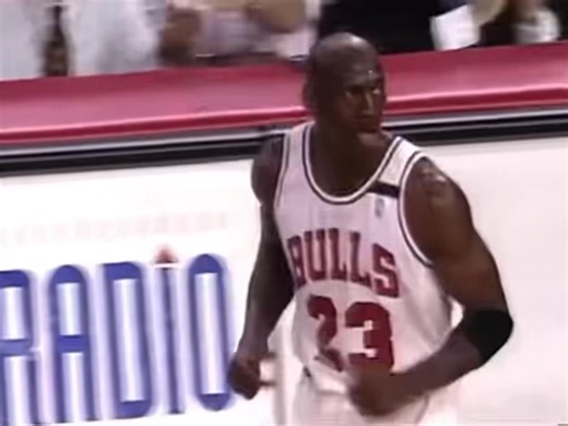 🏀On June 3, 1992 Michael Jordan made just 27 of 100 from three-point range during the regular season and only 5 of 16 in the previous 16 playoff games. But in the first half of the opening game of the NBA Finals, the Chicago Bulls superstar puts on an out-of-this world long-range exhibition. Jordan sets a Finals record by hitting six 3-pointers (in 9 attempts) in the first half against Portland. After hitting one bomb, he looks over to courtside, smiles, and lifts his shoulders in a playful shr