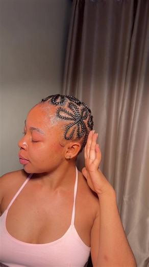 Stylish Flower Bald Braid Ideas