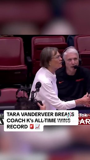 With 1,203 wins, Tara Vanderveer is now the WINNINGEST coach in NCAA basketball history 🔥 (🎥 PAC 12) #stanford #collegebasketball #hoops #bballtiktok