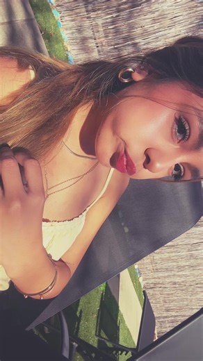 funcoolfunnybaddie (@funcoolfunnybaddie)’s videos with Sofia - Clairo