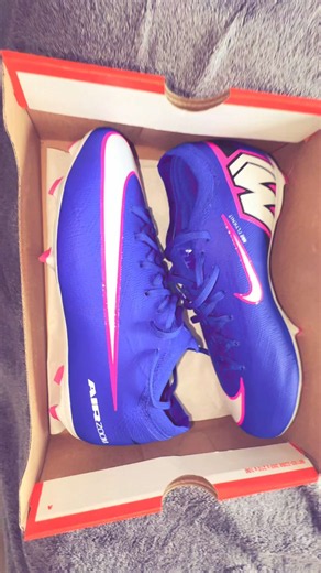 New cleats soccer review: first impressions and fit