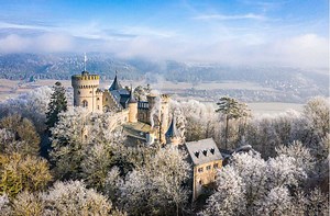 Schloss Landsberg: Schloss Landsberg – Still ruht der See - inSüdthüringen