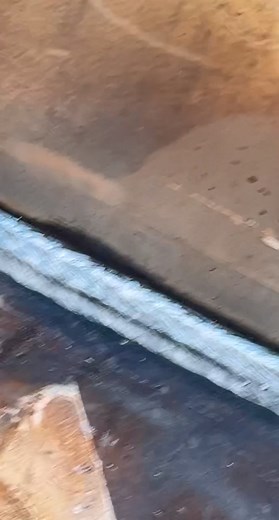 This was low key a fail but it’s allll good 😂💪🏽 cause while we waitinnn.. we hyrdatin ;) 🍻☕️ @stalekracker #7024 #7024jetrod #6010welds #6010 #tank #tankie #tanke #construction #dewalt #metabo #weld #welder #ilove #welding #underarmour #dunkin #datsmoneydude #stalekracker #americarunsondunkin #coffee #chug #coffeechug #dunkindonuts #goodvibes #goodvibesonly