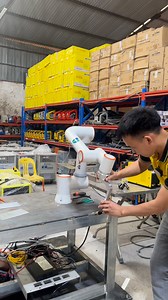 Robot hàn mini chép thao tác hàn cực nhanh | Hậu Máy Hàn