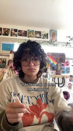 Engaging Paper Manipulation Tutorial