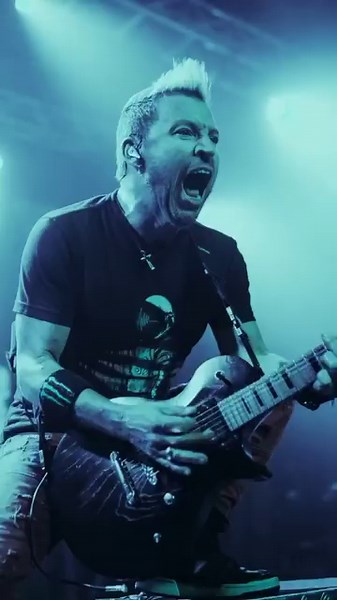 15-seconds of Fozzy highlights from touring 🤘 We’re so excited to get back on the road for our ‘Spotlight on the UK’ Tour which kicks off in February 🇬🇧 Tix/VIP at FOZZYROCK.com 🎫 #fozzy #fozzyuktour #uktour #unitedkingdom #fozzyspotlight | Chris Jericho