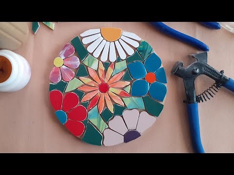 Mosaic Tiles: GLUING AND GROUTING. Complete Process.