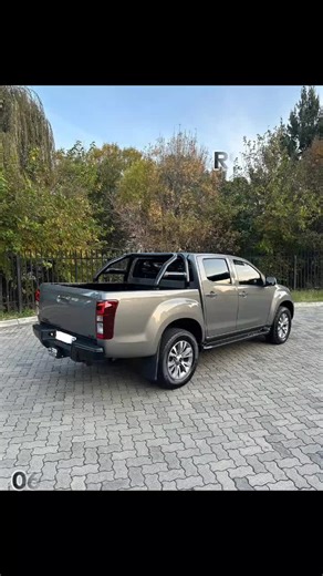 2018 ISUZU D/C KB300 DTEQ Auto LX 119,000kms Full service history Just serviced Automatic Xenon’s Reverse camera Rear PDC Leather interior Aircon Electric windows Cruise control Bluetooth touch screen radio Keyless entry Keyless start Nudge bar Roll bar Side steps Rubberised bin Tow bar New tires Excellent condition