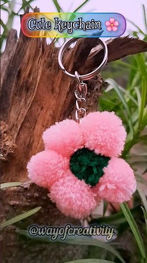 Easy Pom Pom Flower Keychain 🌸 | Cute & Simple Craft #pompomkeychain #diykeychain #wayofcreativity