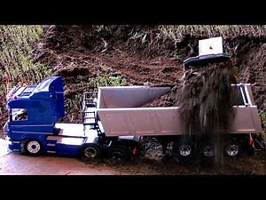 SMALL RC CONSTRUCTION SITE AMAZING SCALE TRUCK AND BULLDOZER AT WORK / Faszination Modellbau 2015