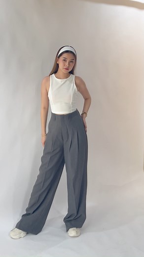 Luxe up any look this season with #BrooklynTrousers💫 Model Measurement: -Waist: 25" -Hip: 34" -Height: 160 cm -Size: Small 📌Available in XS to XL sizes #RoxyandCoCollection | Roxy & Co.