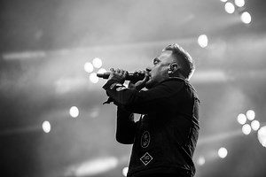 Architects julkaisi uuden live-videon kappaleelleen "Animals"