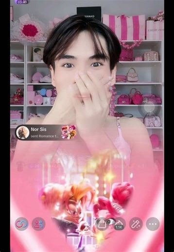 Alhamdulillah, thank you to my sister Nor Sis for this beautiful gift! I am so overwhelmed with gratitude by your presence and thank you masih sudi ingat pada Naz. You are such an amazing sister to me and it has been years of our relationship as a brother-sister. Thank you for everything and thank you for always remembering me. It really means the world to me, sayang Kak Nor always! Love you always and forever 🩷🎀🦋💕🌸🌷💐 #nazributterfly #grateful #fypシ゚