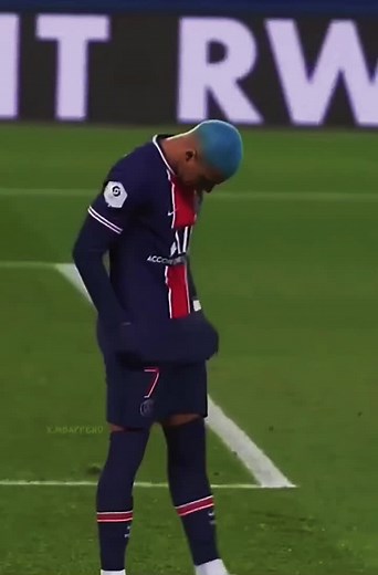 Top Defensive Players in FIFA 22 (6-4) - Ultimate Guide