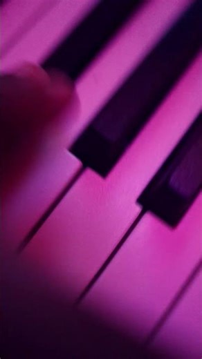Hear Piano Note F#2