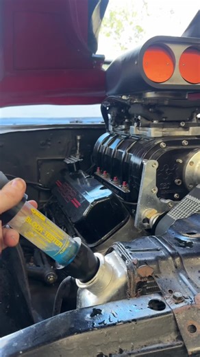 What am I doing? If blue turns yellow it’s bad 😢 I’m doing a block test on this blown big block that’s over heating. This is a chemical test to see if combustion gasses are escaping into the cooling system. This diagnosis tells us we’ve either got blown head gaskets or cracked/warped block or heads. Unfortunately this bad boy needs a trip to the machine shop. . #classiccars #troubleshooting #bbc #chevy #oldsmobile