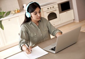 PTE Mock Test in Australia - Your Guide to Succeed in PTE