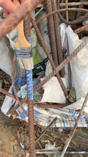 Test the rust converter on-site #金属表面处理 #铁锈转化剂 #强效铁锈转化剂 #免人工打磨除锈 #材料科學 #大熱門