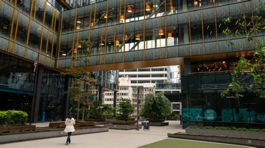 US stimulus is going to help discretionary retailers like Amazon, market expert says