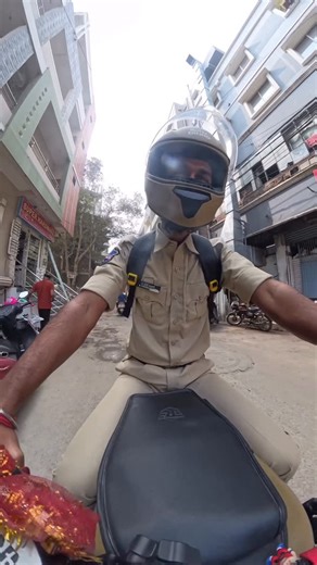 COP NAVEEN on Instagram: "Yeh bacche bhi na 🤡"