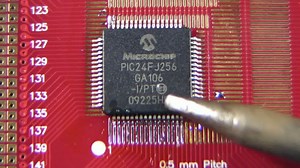 Advise on soldering tiny SMDs