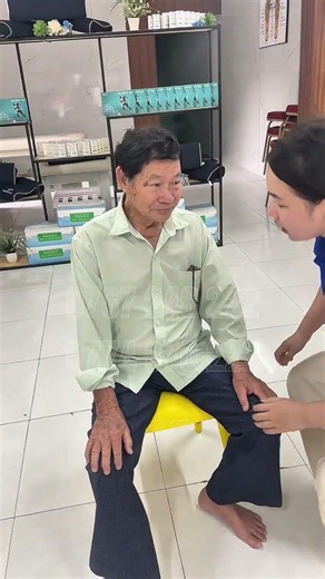 Nhứt chân quá đến nổi ngủ không được
