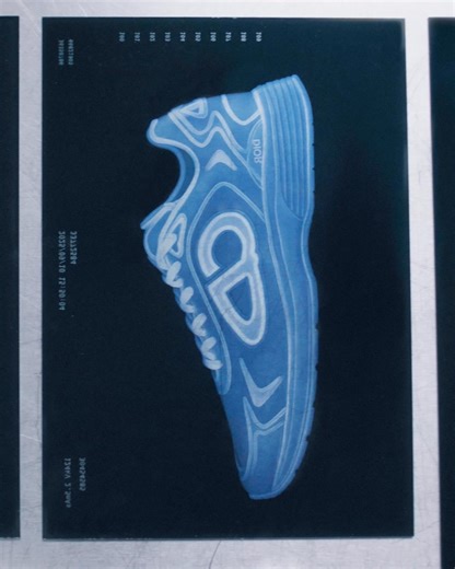 B30 Countdown Tech sneakers receive a competitive running-inspired redesign. Available now on.dior.com/lifestyle-capsule-fb | Dior
