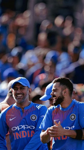 Toxic cricket 18 on Instagram: "1997년 개봉한 영화 Titanic은 잭과 로즈의 운명적인 사랑을 통해 비극 속에서도 오래 남는 감정의 깊이를 보여주는 작품입니다. 화려한 연출보다 인물의 감정에 더 집중한 제임스 카메론 감독의 스타일은 지금 다시 봐도 묘하게 가슴을 울리죠. 배가 침몰하는 장면이 아닌, 두 사람이 서로를 바라보던 순간들이 더 강하게 기억에 남는 영화이기도 합니다. 이 감정을 완성해주는 곡이 바로 셀린 디온의 *“My Heart Will Go On”*입니다. 처음 들으면 잔잔한데, 어느 순간 자연스럽게 가슴이 벅차오르는 느낌을 줍니다. 특히 후반부의 고조되는 보컬은 영화 속 잭과 로즈의 마지막 장면과 겹쳐지면서 괜히 마음이 서늘해지기도 하고요. 많은 분들이 “이 노래가 나오면 왜 그 장면이 자동으로 떠오르는지 모르겠다”고 말하는데, 그만큼 영화와 음악이 자연스럽게 얽혀 있는 곡입니다. 1998년 아카데미 주제가상을 비롯해 여러 상을 휩쓴 건