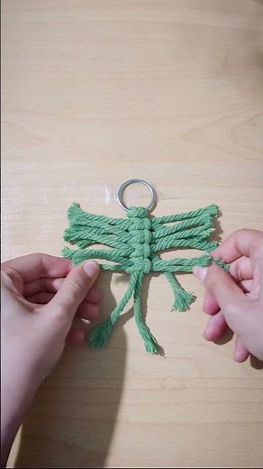 Macrame Leaf Keychain DIY in 50 Seconds!🌱😍