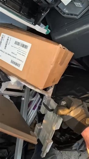 #MASSIVE #SERVER #ELECTONICS #HAUL #DUMPSTERDIVING | Mike the Scavenger