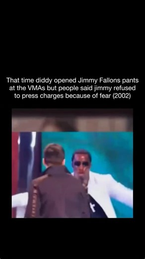 Worlds Wildest Moments on Instagram: "Back at the 2002 MTV Video Music Awards, the energy was pure chaos in the best way. With Jimmy Fallon hosting, the night was packed with big personalities, wild performances, and unscripted moments — including a brief, playful on-stage embrace from Sean “Diddy” Combs. The interaction was quick and lighthearted, barely noticed at the time, but it perfectly captured the loose, unpredictable vibe the VMAs were famous for in the early 2000s. Years later, the mom
