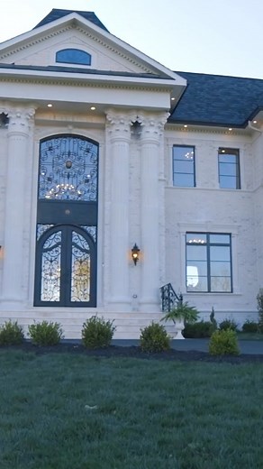 Luxury Palace House Tour in Potomac, Maryland