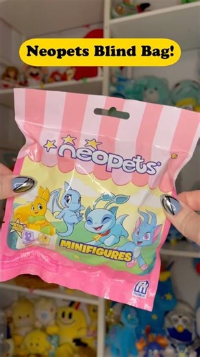 Let’s open a Neopets Blind Bag! 🌈💛 #Neopets #BlindBox #Unboxing #2000sNostalgia #Y2K