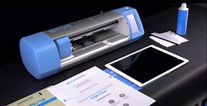 How to use Forward Screen Protector Cutting Machine to cut and apply large-size High Clear Film for iPad Pro 12.9-inch 2nd gen? 類 #ScreenProtectorCutting #screenprotectorcustomsolution #TPUscreenprotector #ScreenProtectorFilm #ForwardMachine #welcometoForward #ForwardMachineFactory #forward | Forward Tools | Facebook