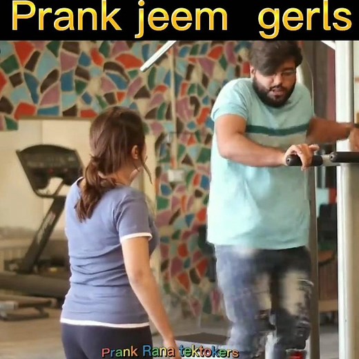 Prank funny girl#prink #funnyvideos #foryou #foryourpage