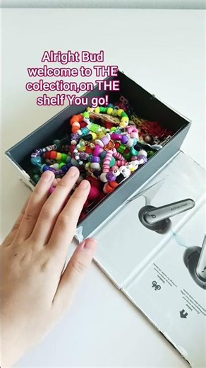 kandi,,, (SUBSCRIBEE!!)