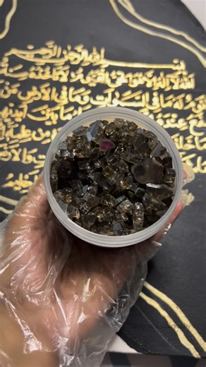 Tayyaba Calligraphy on Instagram: "Resin on canvas with Arabic calligraphy✨🤍 Medium: acrylic Script: Naskh Sold Dm for customised artworks . . . #art #resin #arabiccalligraphy #islamicart #calligraphy"