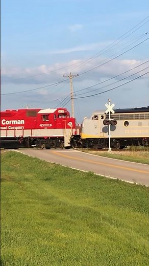 Steam Locomotive Move & Caboose, JawTooth shorts