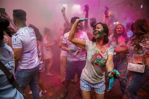 Colorful dance party celebrates Indian holiday this weekend