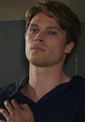 Professionals S01:E02 - Entanglements