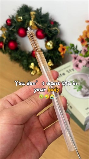 Effective Straw Cleaning with a Straw Brush